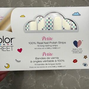 Color Street Nail Polish Strips, Help is real petite set